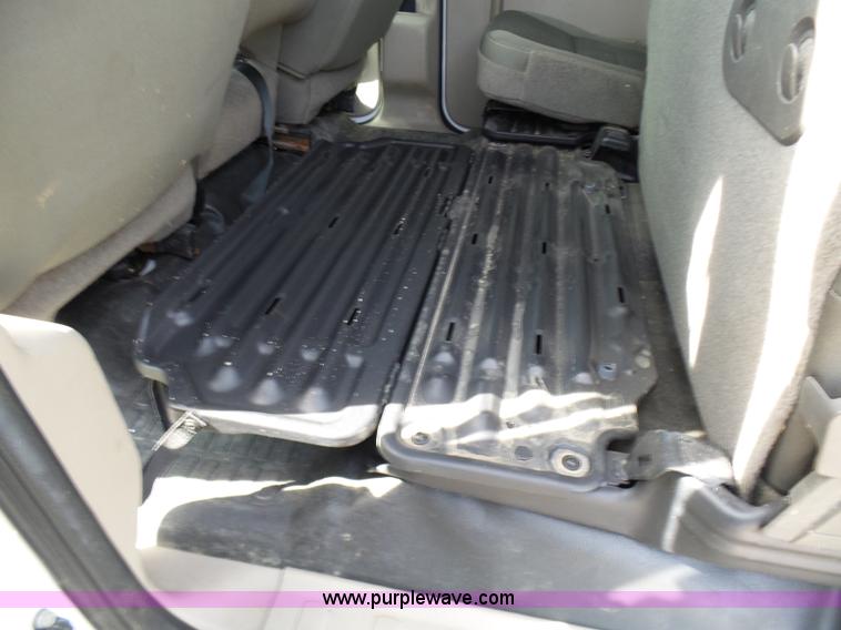 image for item K4303 2010 Ford F550 XLT Crew Cab flatbed truck