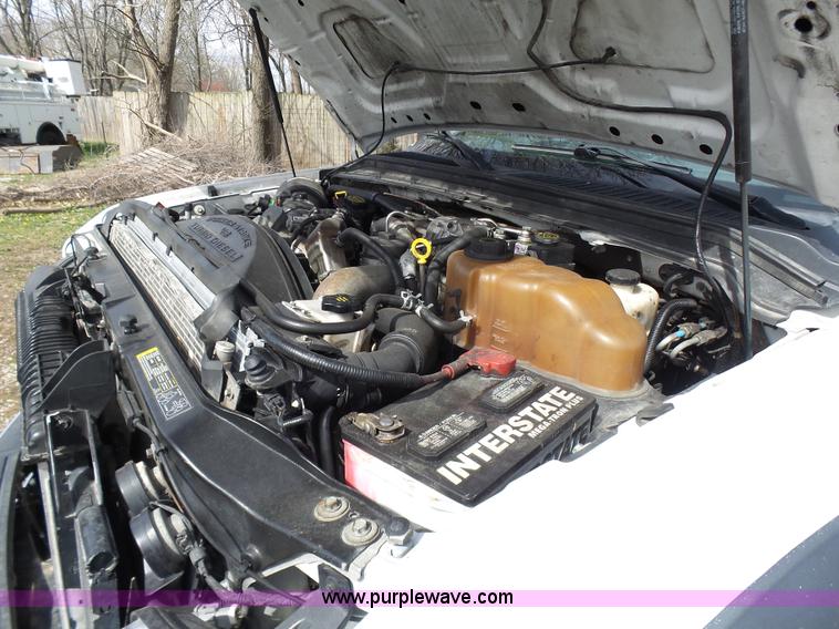 image for item K4303 2010 Ford F550 XLT Crew Cab flatbed truck