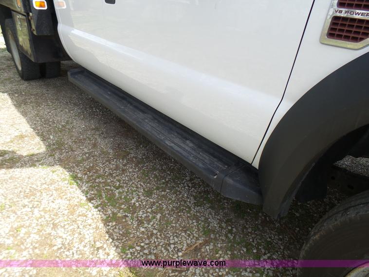 image for item K4303 2010 Ford F550 XLT Crew Cab flatbed truck