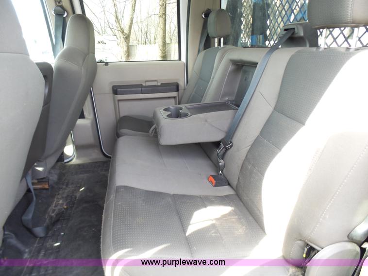 image for item K4303 2010 Ford F550 XLT Crew Cab flatbed truck