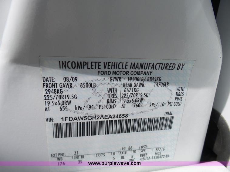 image for item K4303 2010 Ford F550 XLT Crew Cab flatbed truck