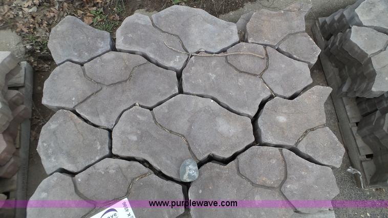 image for item K4596 Approximately 130 OID munich pavers