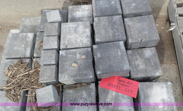 image for item K4597 Permeable pavers