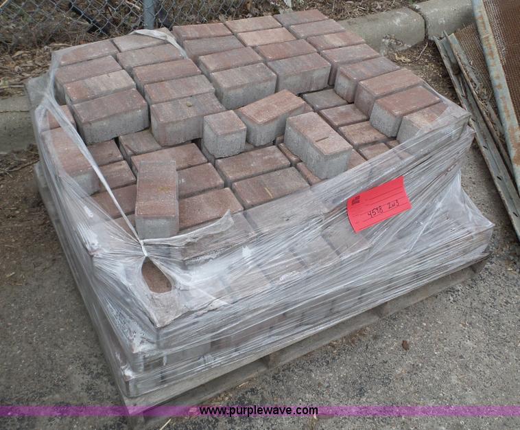 image for item K4598 Permeable pavers