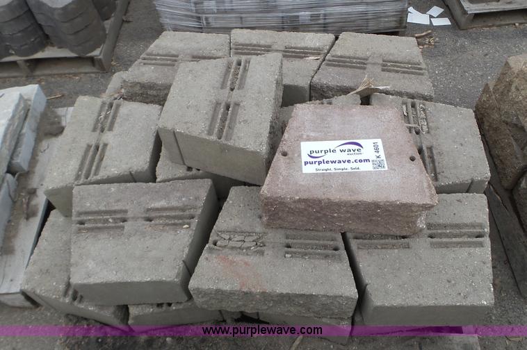 image for item K4601 Assorted retaining wall block