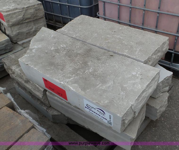 image for item K4605 Approximately 14 Fondulac stone