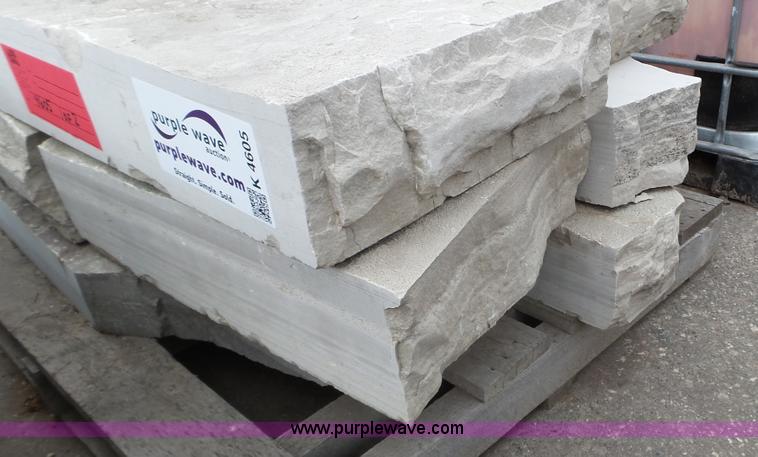 image for item K4605 Approximately 14 Fondulac stone