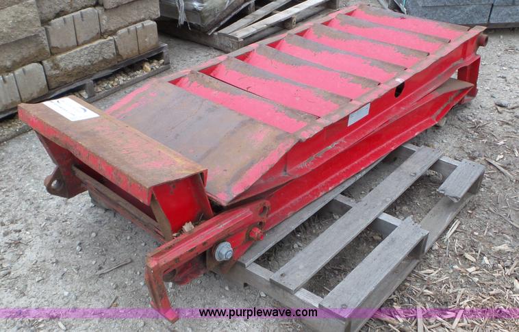image for item K4612 (2) trailer ramps
