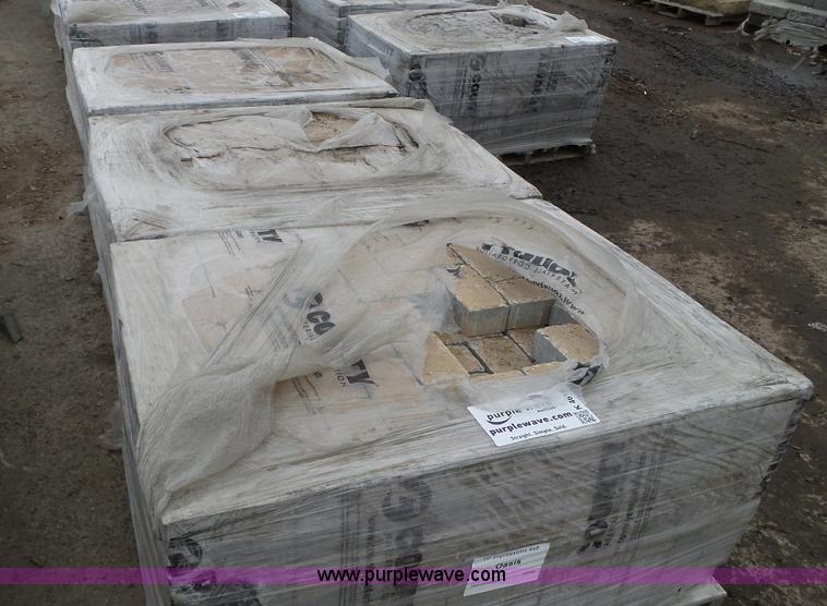 image for item K4619 Landscape paver blocks