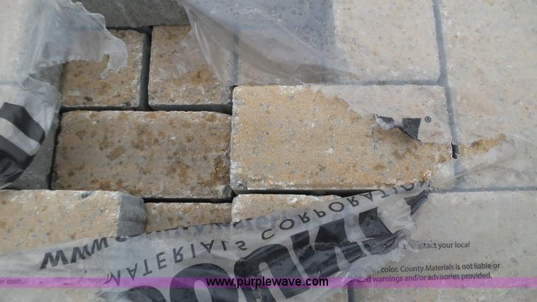 image for item K4619 Landscape paver blocks