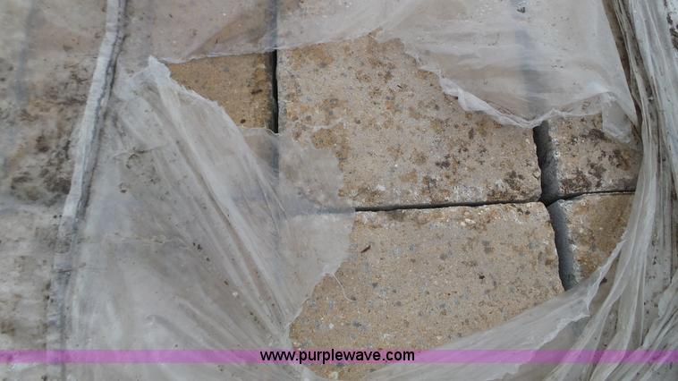 image for item K4619 Landscape paver blocks