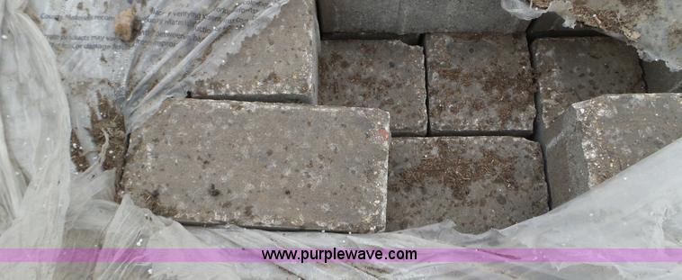 image for item K4620 Landscape paver blocks