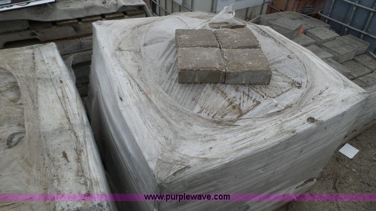 image for item K4620 Landscape paver blocks