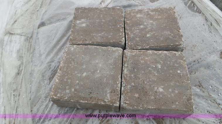 image for item K4620 Landscape paver blocks