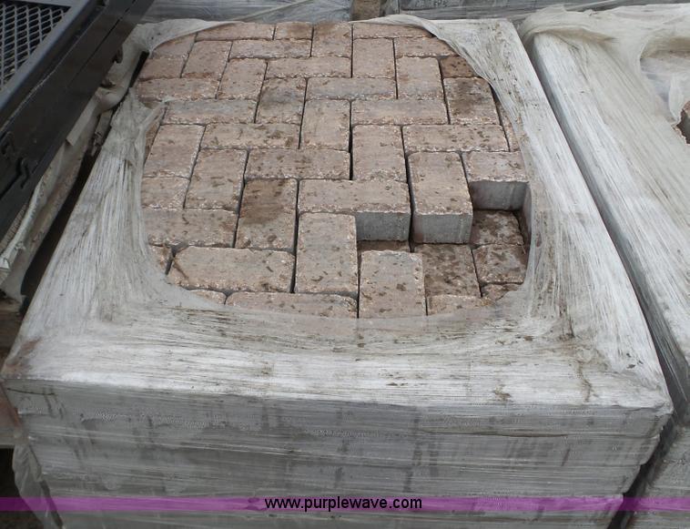 image for item K4621 Landscape paver blocks