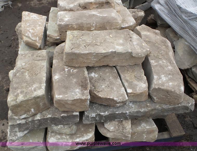 image for item K4622 Assorted natural stone