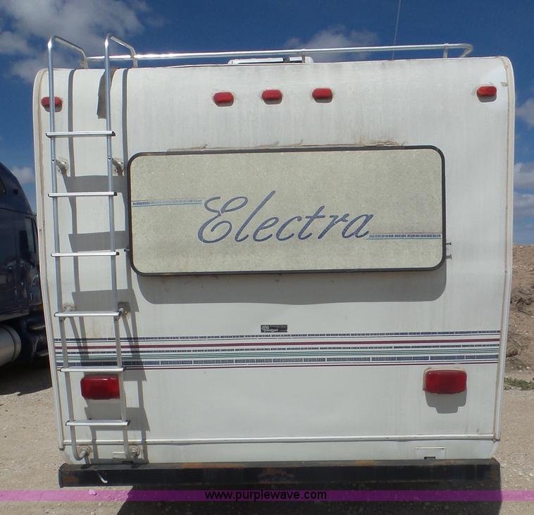 image for item K6761 1996 Electra camper