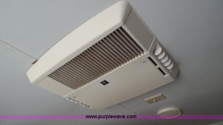 image for item K6761 1996 Electra camper