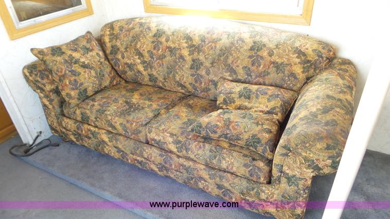 image for item K6761 1996 Electra camper