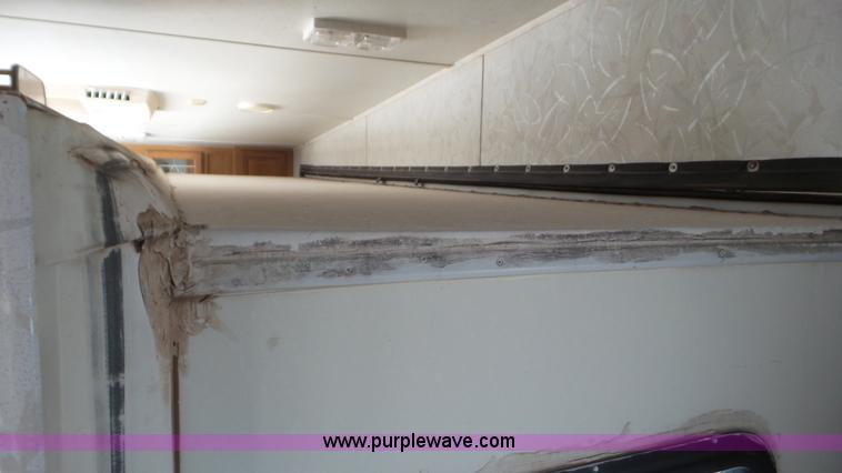 image for item K6761 1996 Electra camper