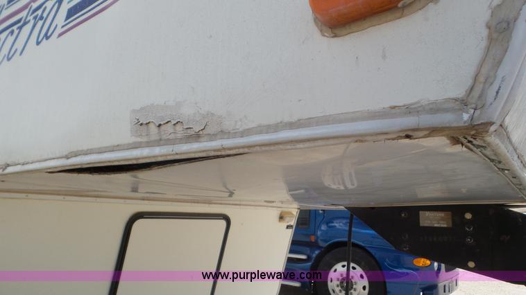 image for item K6761 1996 Electra camper