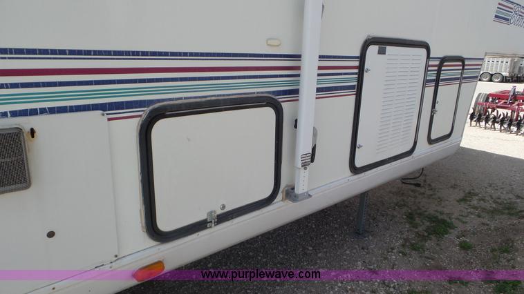 image for item K6761 1996 Electra camper