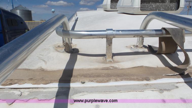 image for item K6761 1996 Electra camper