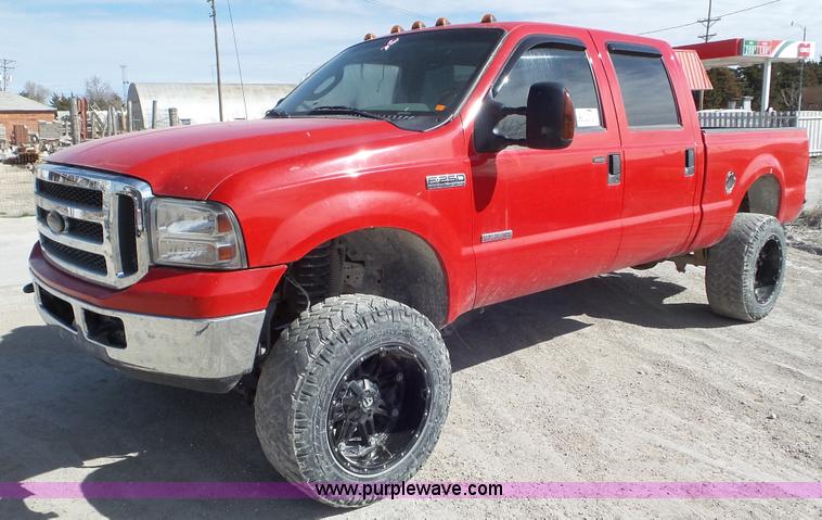image for item K6838 2006 Ford F250 Super Duty Crew Cab pickup truck