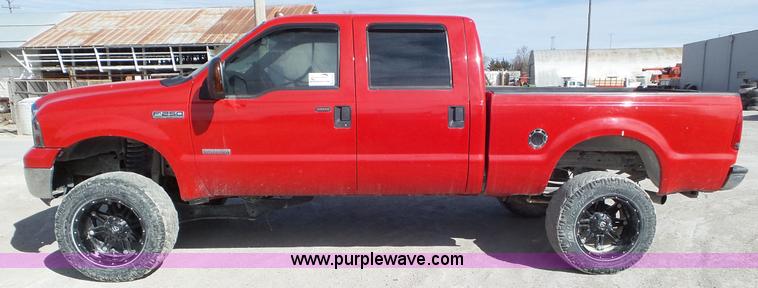 image for item K6838 2006 Ford F250 Super Duty Crew Cab pickup truck