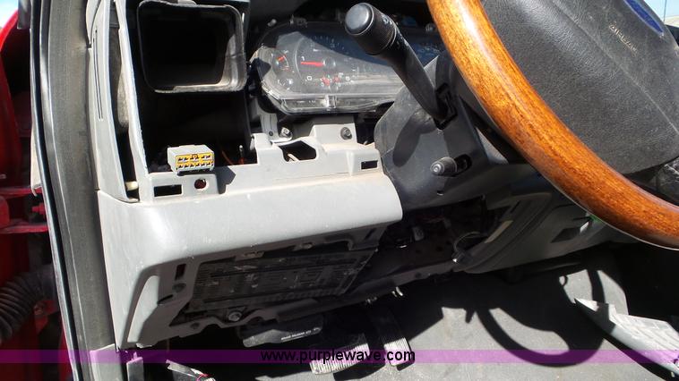 image for item K6838 2006 Ford F250 Super Duty Crew Cab pickup truck