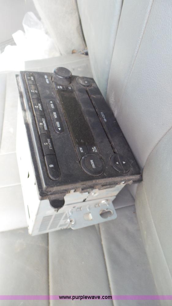 image for item K6838 2006 Ford F250 Super Duty Crew Cab pickup truck