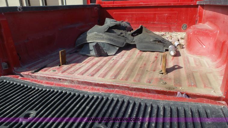 image for item K6838 2006 Ford F250 Super Duty Crew Cab pickup truck