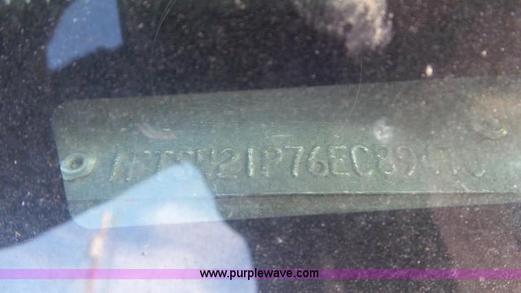 image for item K6838 2006 Ford F250 Super Duty Crew Cab pickup truck