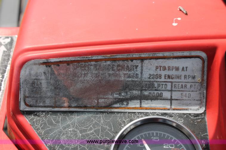 image for item K8995 1990 Massey-Ferguson 1010 Series 2961 tractor