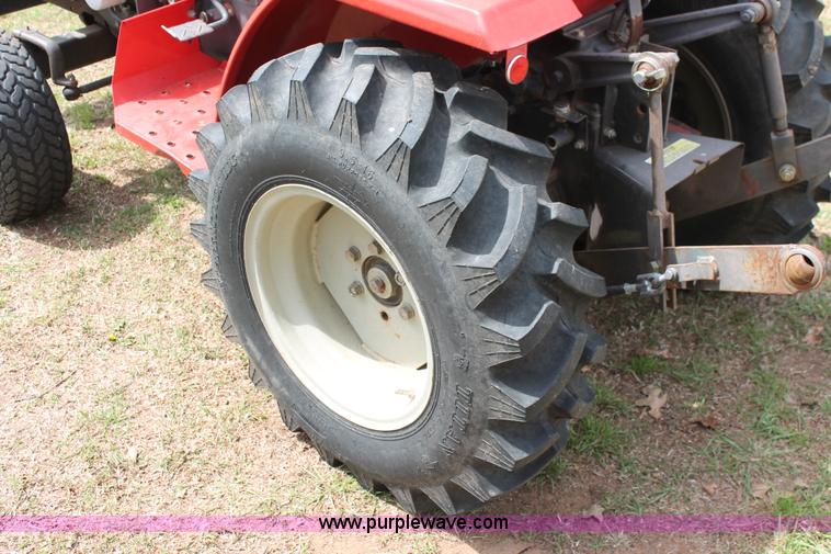 image for item K8995 1990 Massey-Ferguson 1010 Series 2961 tractor