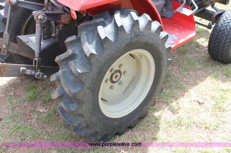 image for item K8995 1990 Massey-Ferguson 1010 Series 2961 tractor