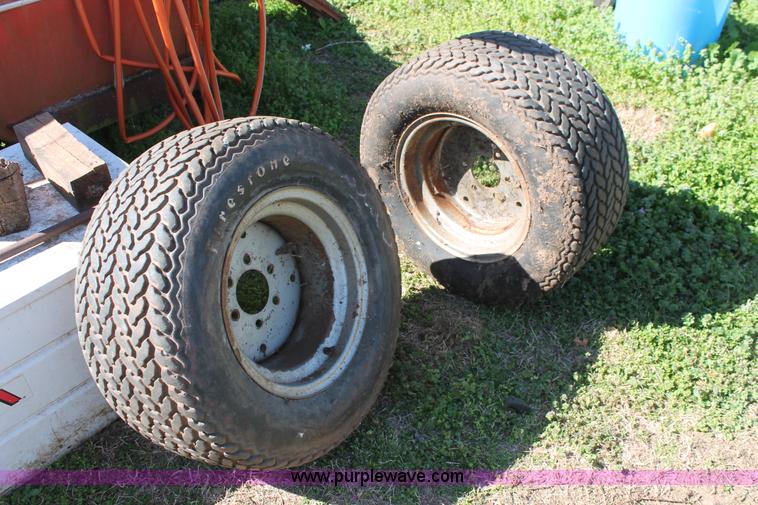 image for item K8995 1990 Massey-Ferguson 1010 Series 2961 tractor