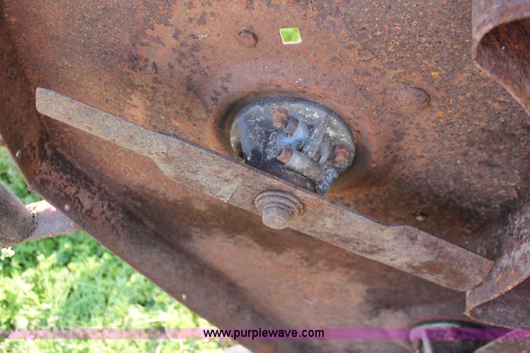 image for item K8995 1990 Massey-Ferguson 1010 Series 2961 tractor