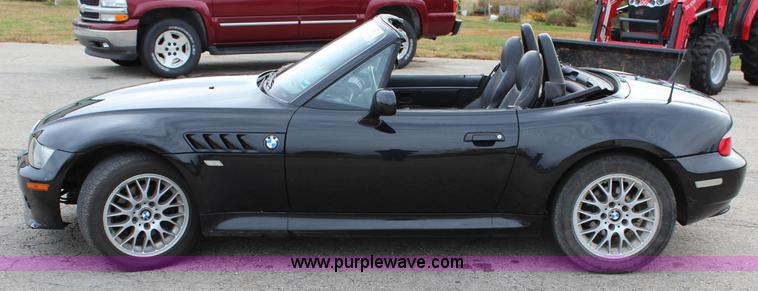 image for item L2349 2001 BMW Z3 Roadster 2.5i convertible