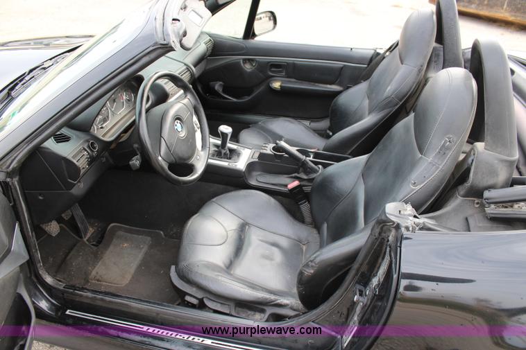 image for item L2349 2001 BMW Z3 Roadster 2.5i convertible