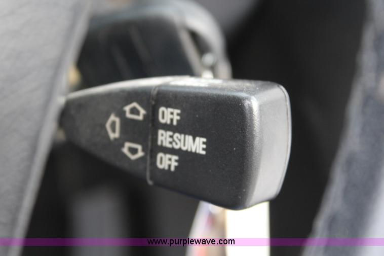 image for item L2349 2001 BMW Z3 Roadster 2.5i convertible