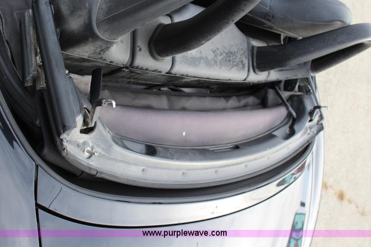 image for item L2349 2001 BMW Z3 Roadster 2.5i convertible