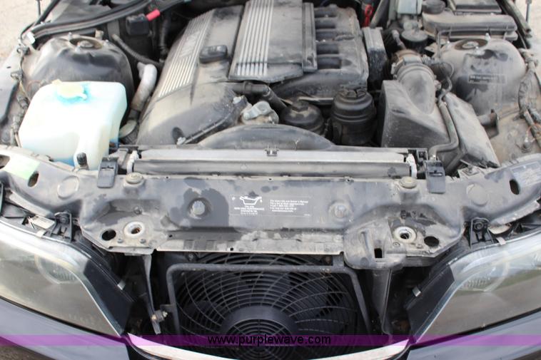 image for item L2349 2001 BMW Z3 Roadster 2.5i convertible