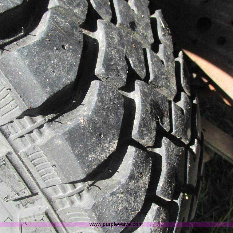 image for item L5314 2000 Ford F250 Super Duty XLT SuperCab pickup truck