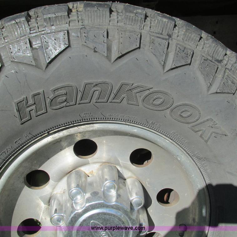 image for item L5314 2000 Ford F250 Super Duty XLT SuperCab pickup truck