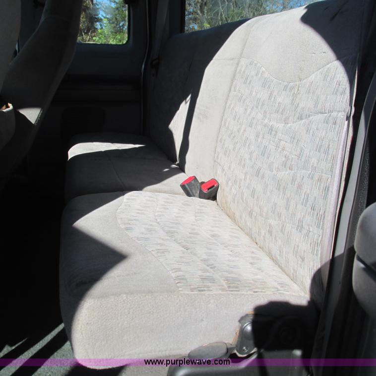 image for item L5314 2000 Ford F250 Super Duty XLT SuperCab pickup truck