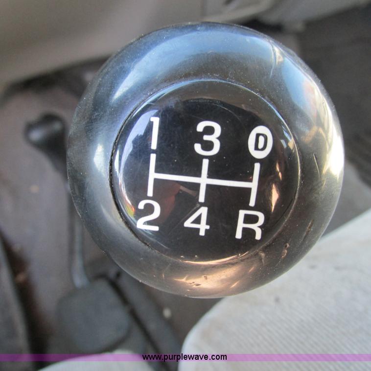 image for item L5314 2000 Ford F250 Super Duty XLT SuperCab pickup truck