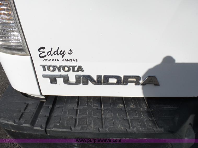 image for item L5403 2010 Toyota Tundra pickup truck