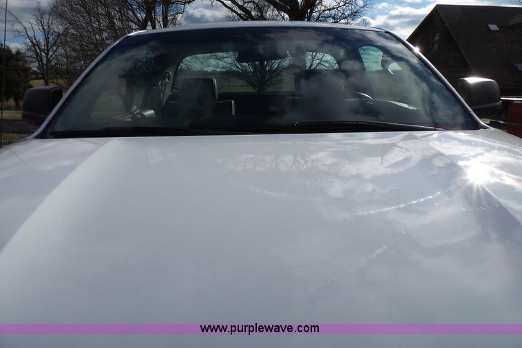 image for item L5403 2010 Toyota Tundra pickup truck