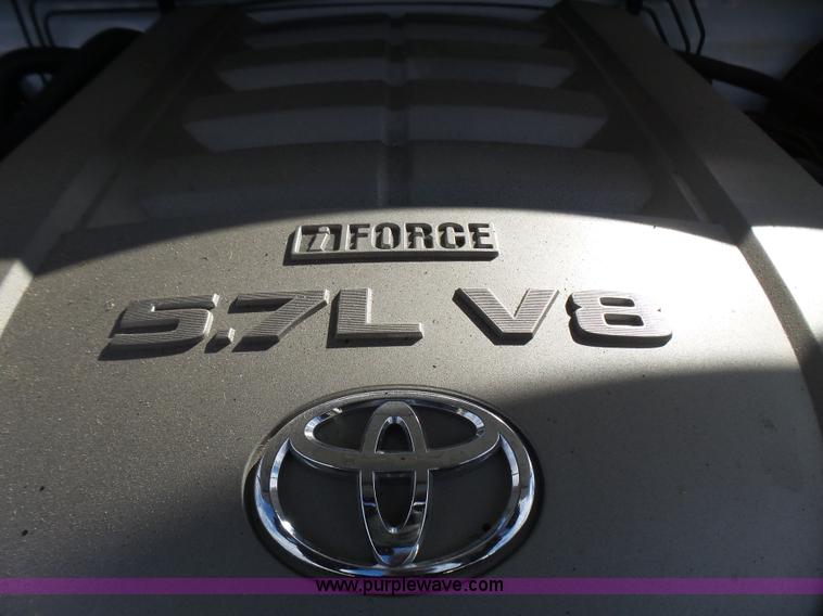 image for item L5403 2010 Toyota Tundra pickup truck